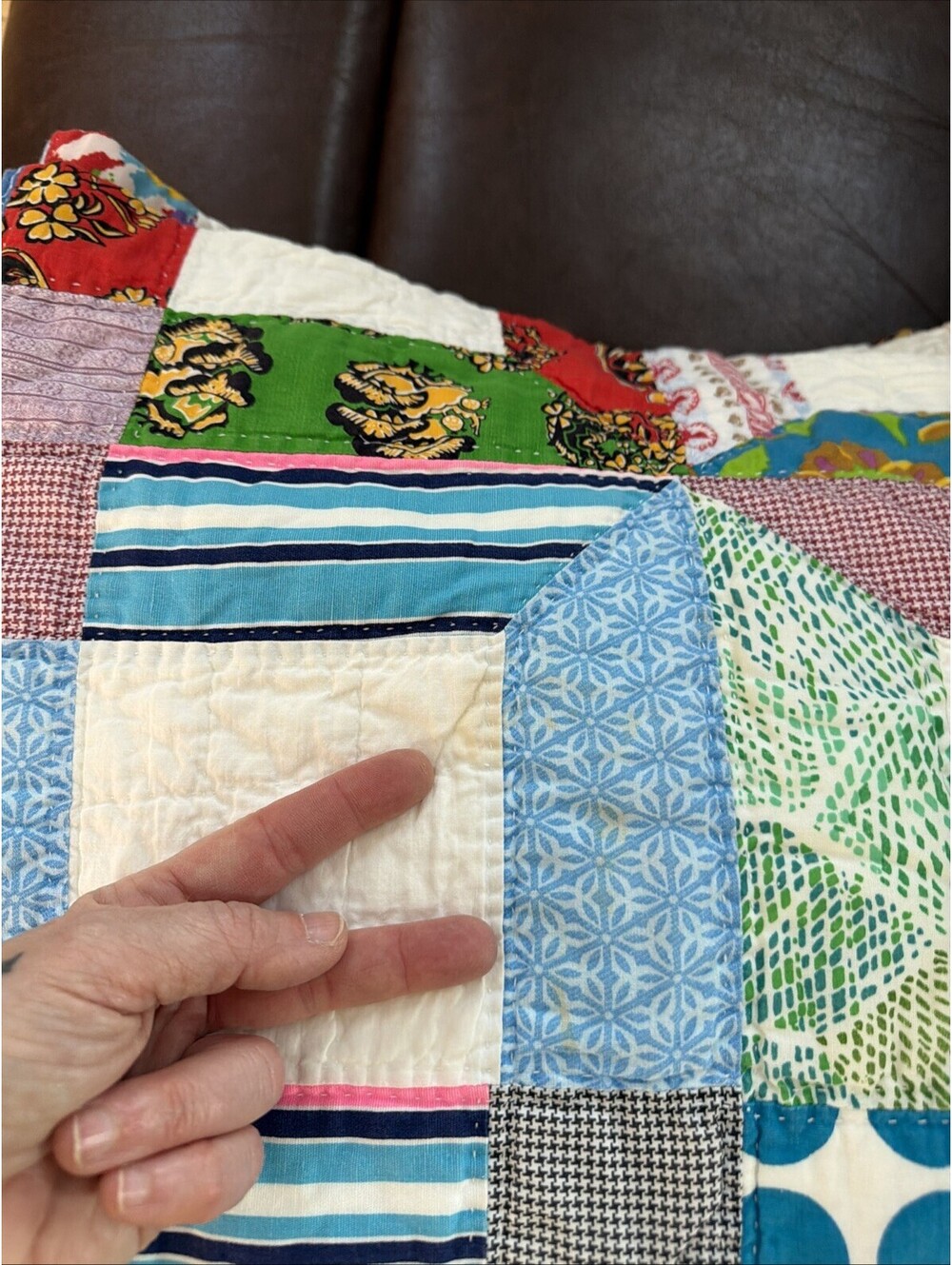VTG 1970s Quilt Hand Stitched Squares Awesome Retro Fabrics Colorful 56x77” - Picture 15 of 15